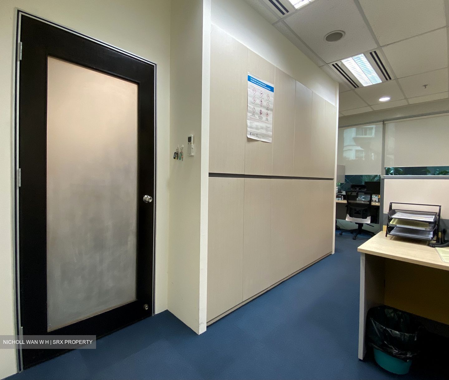 Sunshine Plaza (D7), Office #452338341